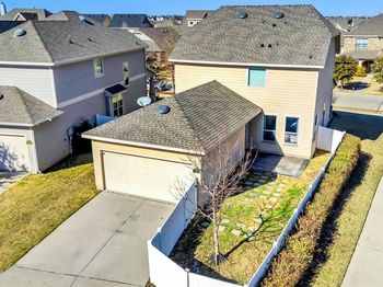 1044  Holly Anne Lane 