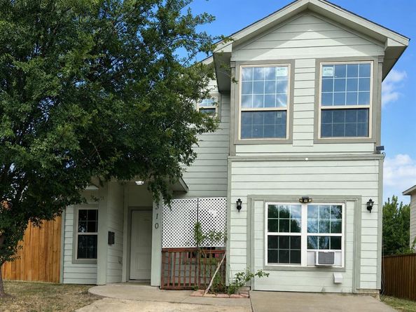 310 S Justin Avenue , Dallas Texas 75211