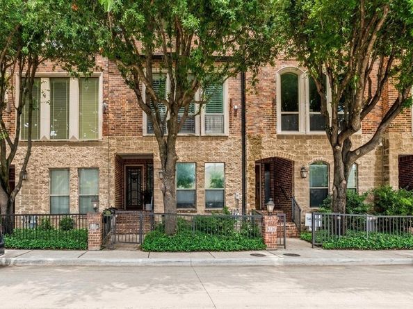 1430  Pecos Street , Dallas Texas 75204