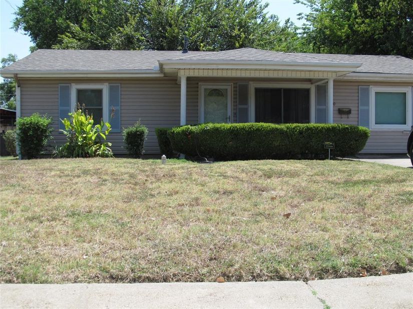 740  Emberwood Drive , Dallas Texas 75232