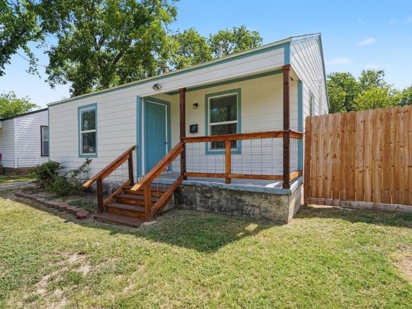 5009  Royal Drive , Fort Worth Texas 76116