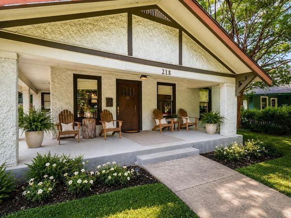 218 N Rosemont Avenue , Dallas Texas 75208