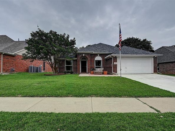 5456  Glen Canyon Road , Fort Worth Texas 76137