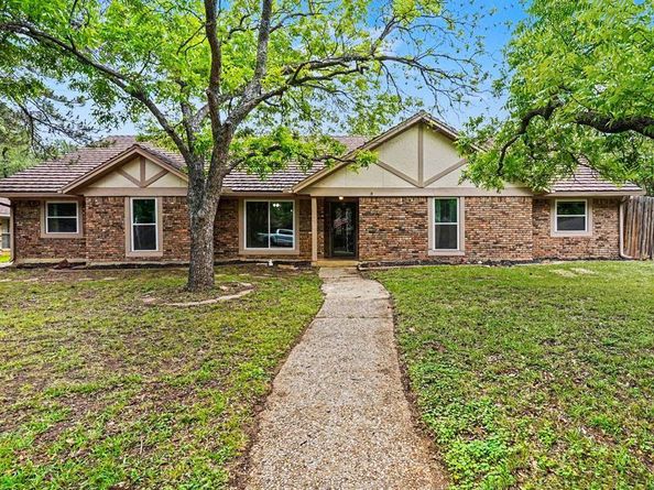 2149  Savannah Trail , Denton Texas 76205