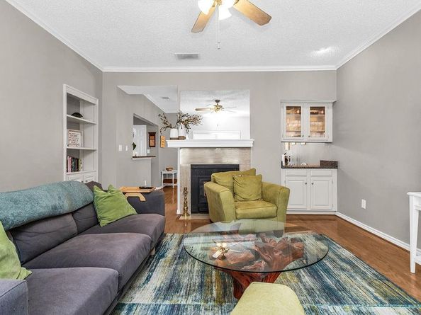 12680  Hillcrest Road  4203, Dallas Texas 75230
