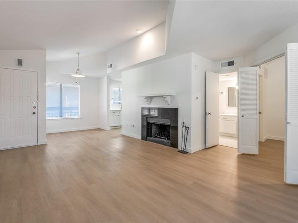 5550  Spring Valley Road  D31, Dallas Texas 75254