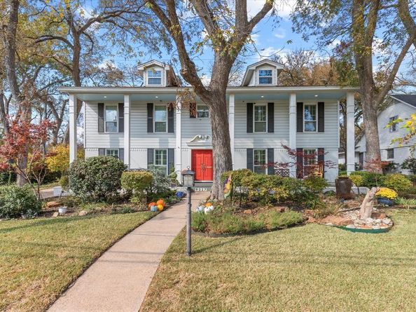 9027  Mercer Drive , Dallas Texas 75228