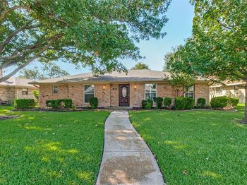 1006  Hillsdale Drive 