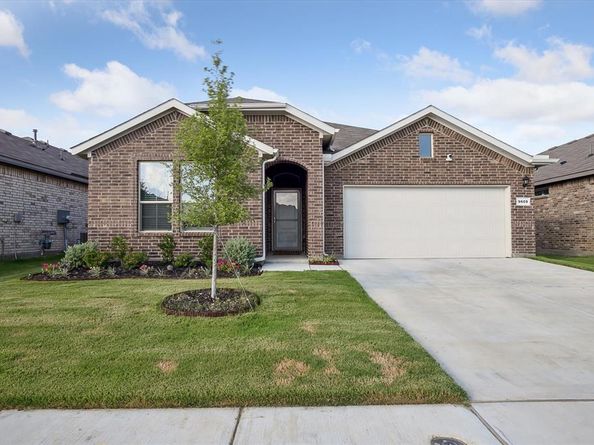 9609  Alderleaf Trail , Fort Worth Texas 76036