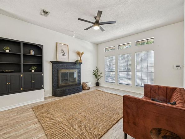 2900  Christopher Drive , Denton Texas 76209