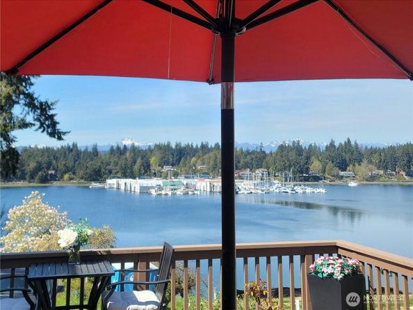 2540 E Phinney Bay Place, Bremerton WA 98312