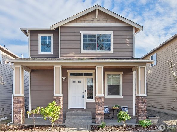 364 Field Place NE, Renton WA 98059