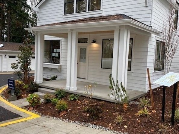 13472 (HS 8) NE 112th Place, Redmond WA 98052