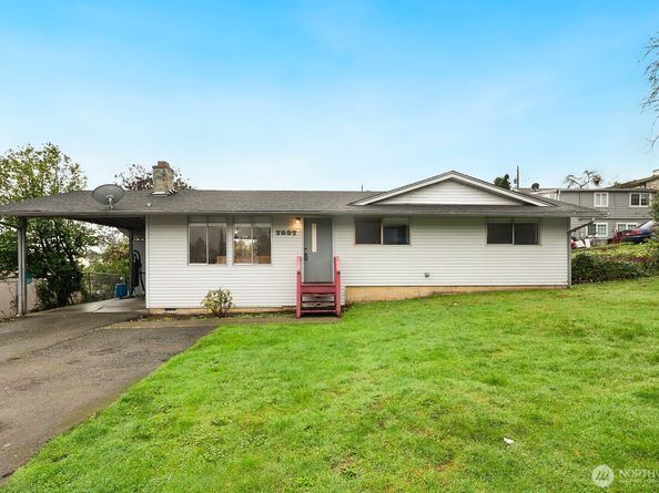 7537 44th Avenue S, Seattle WA 98118