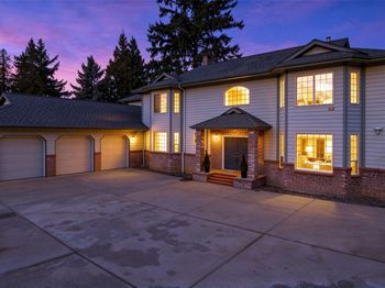 18432 W Lake Desire Drive SE