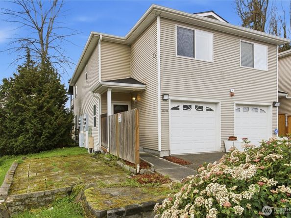 13349 Ambaum Boulevard SW, Burien WA 98146