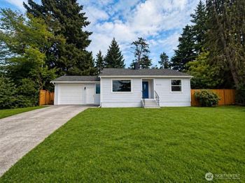 3252 Herren Avenue