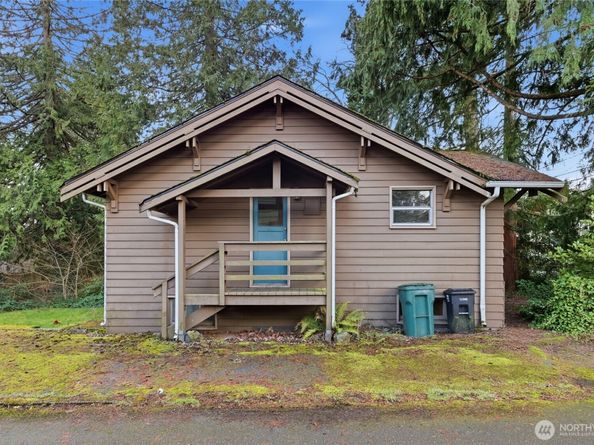 11716 16th Avenue NE, Seattle WA 98125