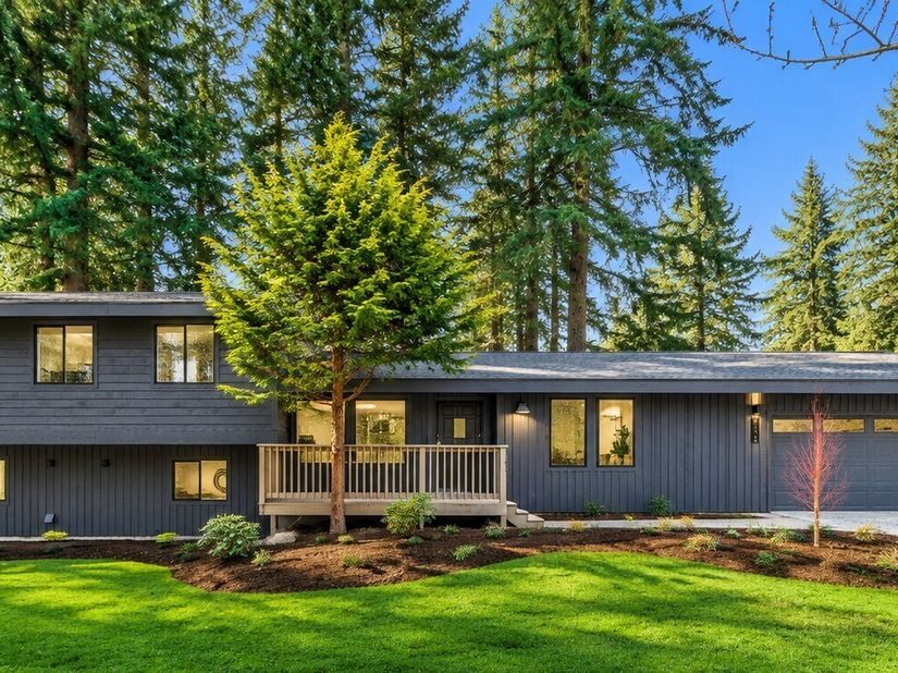 18843 168th Avenue NE, Woodinville WA 98072