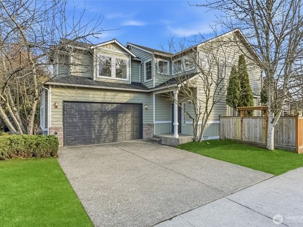 19440 77th Place NE, Kenmore WA 98028