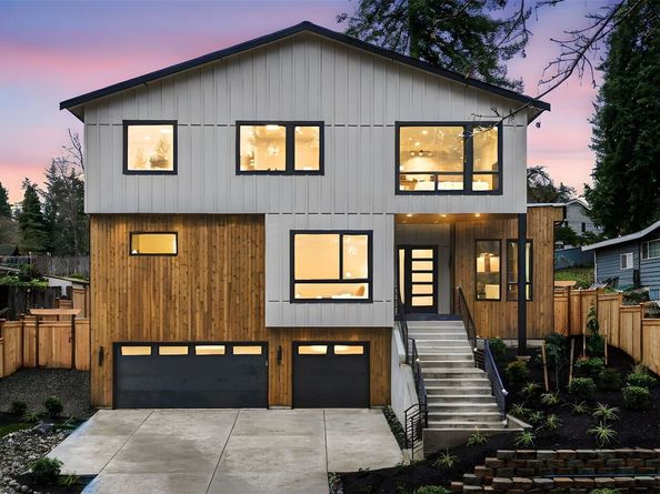 14 158th Place NE, Bellevue WA 98008