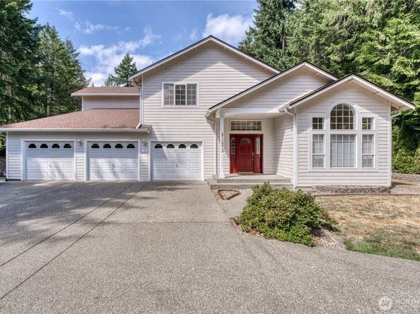 11273 Kiptree Lane NW, Silverdale WA 98383