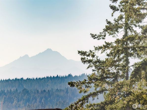 2074 NW Winterset Lane, Silverdale WA 98383