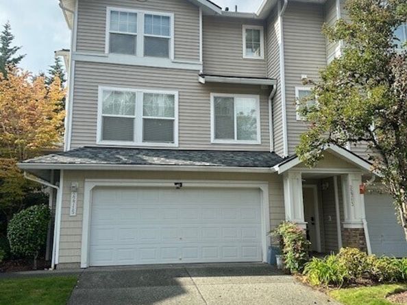 22715 43rd Avenue S, Kent WA 98032