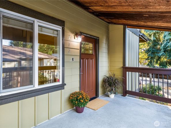 21305 48th Avenue W B212, Mountlake Terrace WA 98043