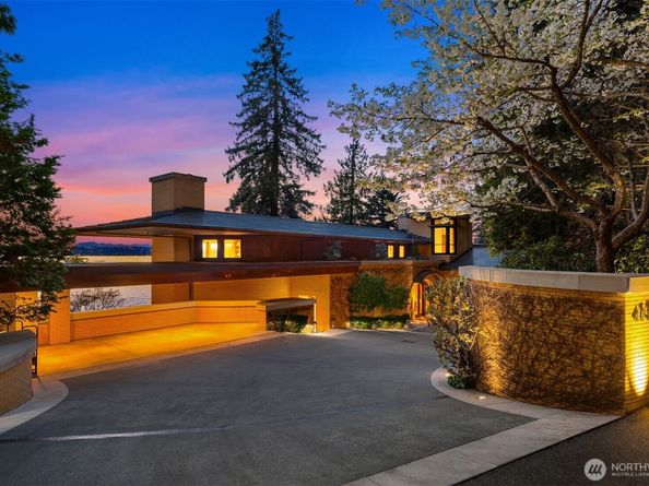 415 Shoreland Drive SE, Bellevue WA 98004