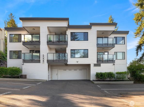 5225 50th Avenue NE 208, Seattle WA 98105