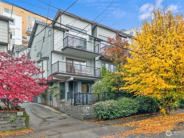 2516 Yale Avenue E C, Seattle WA 98102