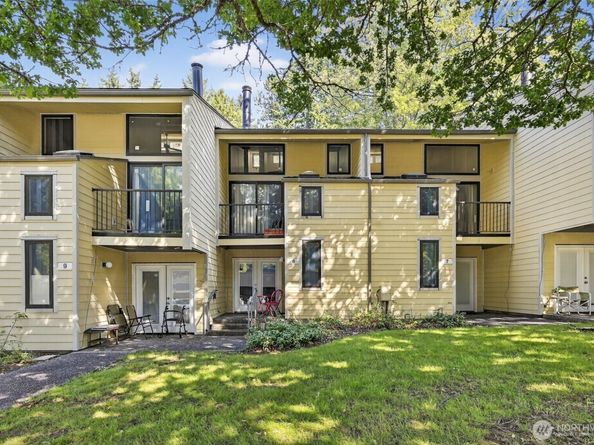 6440 139th Avenue NE 8, Redmond WA 98052