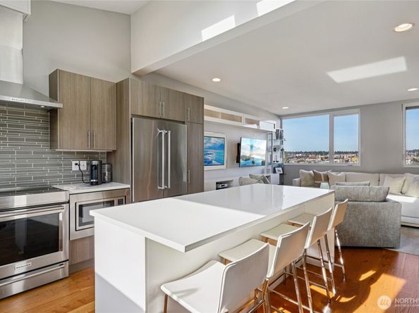 1230 W Emerson Street, Seattle WA 98119