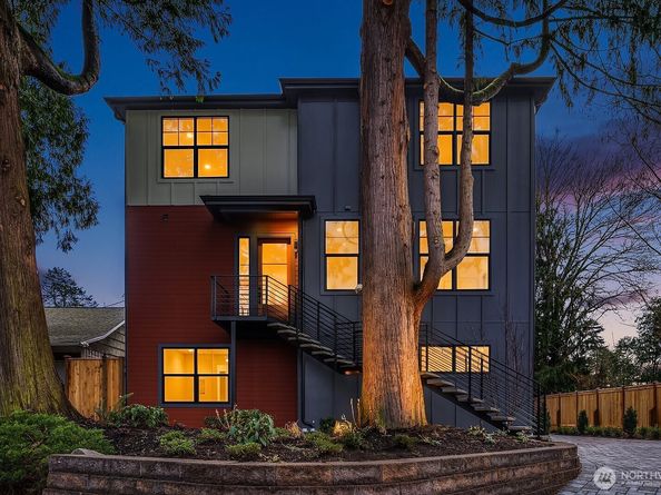 2615 NE 87th Street, Seattle WA 98115