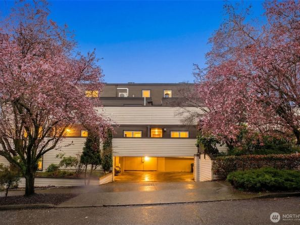 2219 14th Avenue W 202, Seattle WA 98119