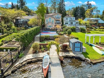 8772 Sand Point Way NE