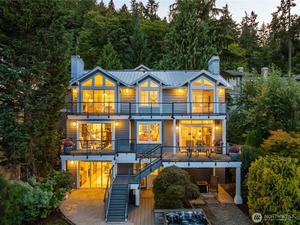 528 W Lake Sammamish Parkway SE, Bellevue WA 98008