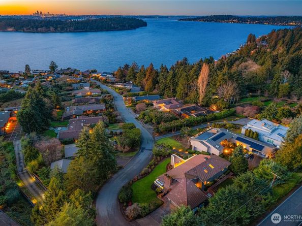 7580 SE 71st Street, Mercer Island WA 98040