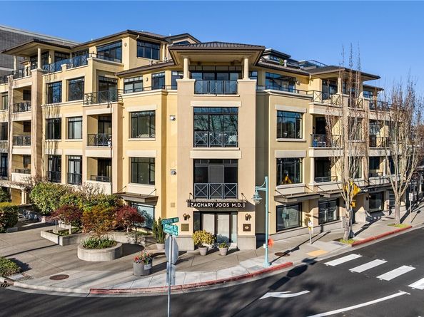 210 Market Street 303, Kirkland WA 98033