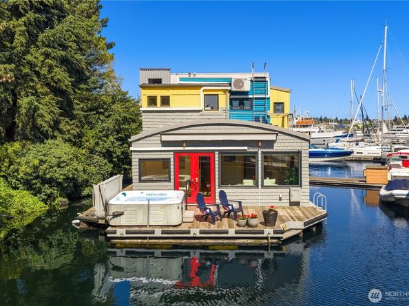 2466 Westlake Avenue N 19, Seattle WA 98109
