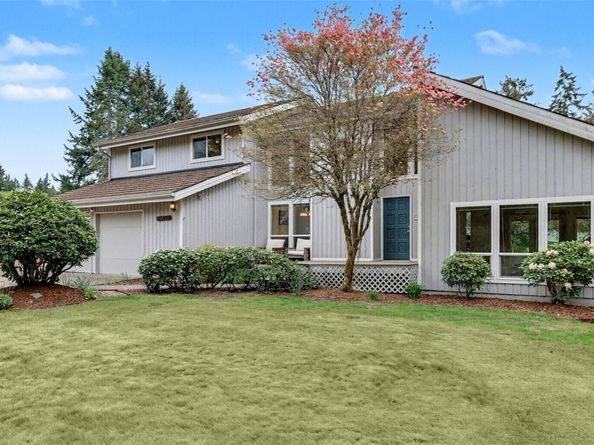 19832 156th Avenue NE, Woodinville WA 98072
