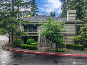 1300 Bellevue Way NE