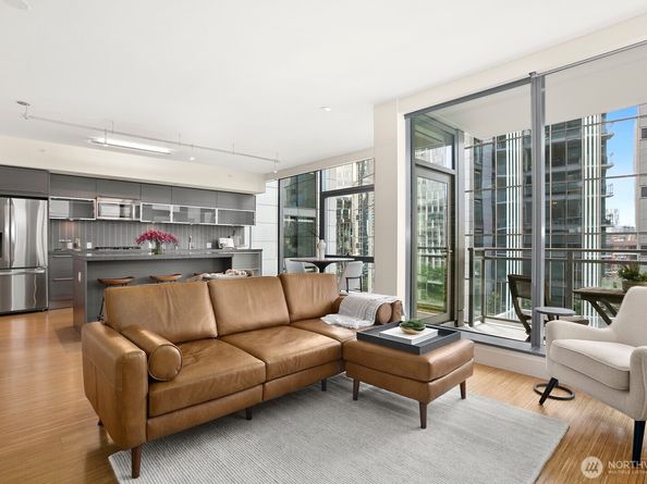820 Blanchard Street 910, Seattle WA 98121