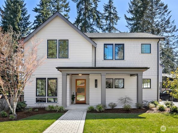 13017 NE 113th St 1, Kirkland WA 98033