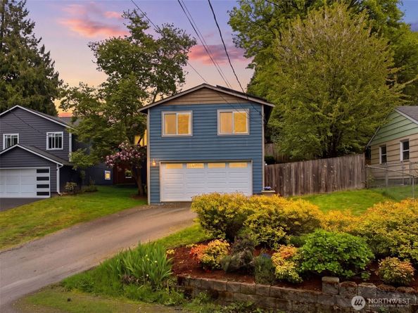 6352 24th Avenue SW, Seattle WA 98106