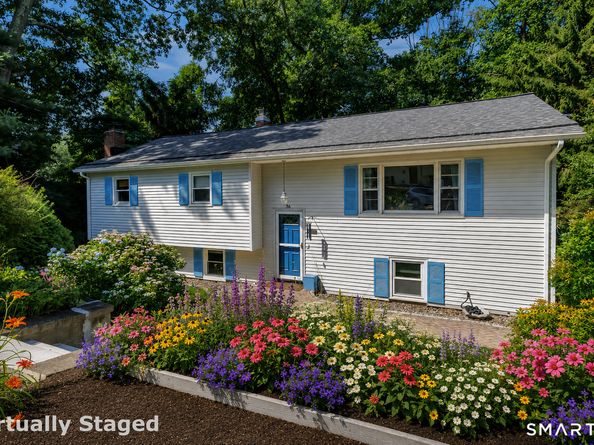 36 Manton Street, Shelton CT 06484