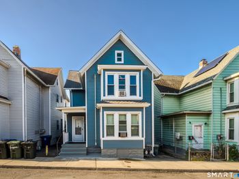 4 Armstrong Place