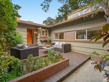2241 Valleywood Drive