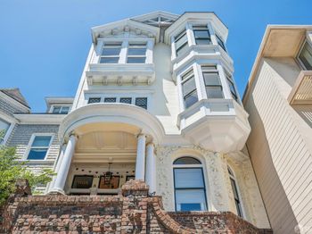 3016 Clay Street